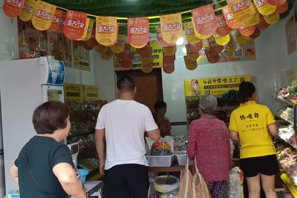 零食店铺生意不好：经营细节不可忽视